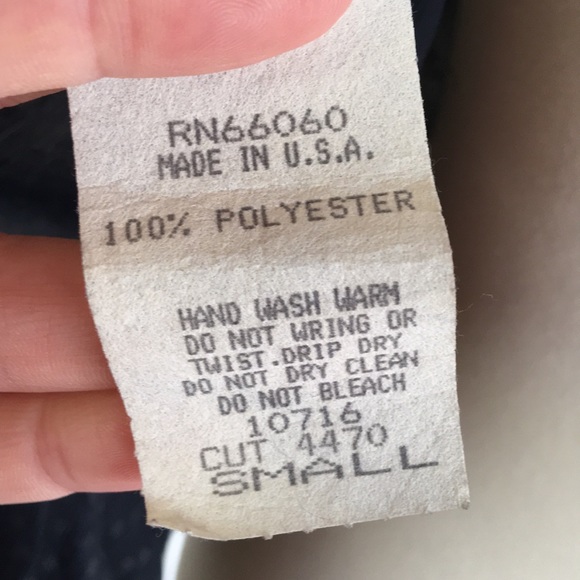 Stunning blouse with deep plunge back - Picture 6 of 6